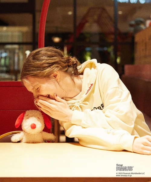 PEANUTS（ピーナッツ）の「MILKFED. × PEANUTS HOODIE（パーカー・レディース・チャコール/オフホワイト・ONE SIZE）」の14枚目の写真