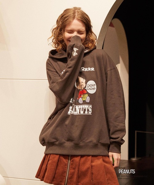 PEANUTS（ピーナッツ）の「MILKFED. × PEANUTS HOODIE（パーカー・レディース・チャコール/オフホワイト・ONE SIZE）」の17枚目の写真
