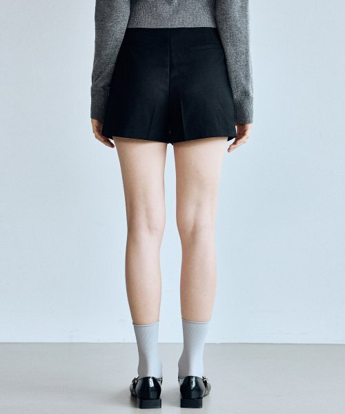 NICK&NICOLE(ニックアンドニコール)の「MICRO HALF PANTS_BLACK(その他パンツ・レディース・その他・SMALL/MEDIUM/LARGE)」の3枚目の写真