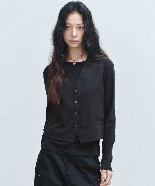 NICK&NICOLE(ニックアンドニコール)の「CLASSIC BUCKLE POINT VEST_BLACK(ベスト・レディース・その他・FREE)」の1枚目の写真