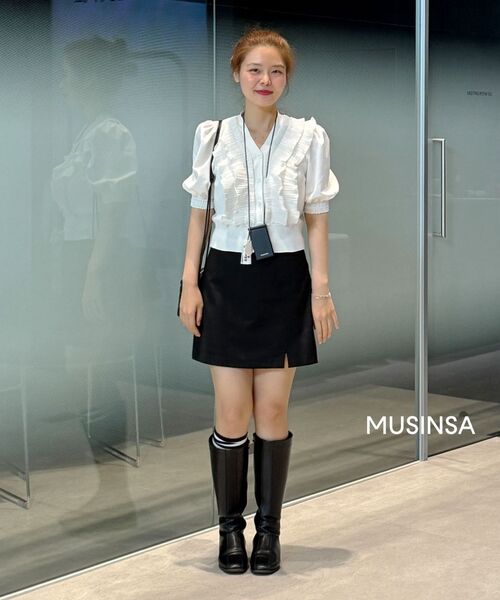MUSINSA STANDARD WOMAN（ムシンサスタンダードウーマン）の「レディースベーシックミニスカート[ブラック]（スカート・レディース・その他・SMALL/MEDIUM/LARGE/X-SMALL）」の8枚目の写真