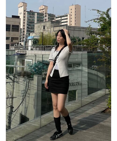 MUSINSA STANDARD WOMAN（ムシンサスタンダードウーマン）の「レディースベーシックミニスカート[ブラック]（スカート・レディース・その他・SMALL/MEDIUM/LARGE/X-SMALL）」の17枚目の写真