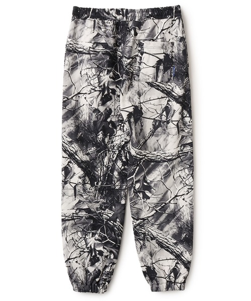 atmos(アトモス)の「atmos Embroidery Classic Logo Sweat Pants / アトモス エンブロイダリー クラシック ロゴ スウェット パンツ(その他パンツ・メンズ・ブラック系その他/ブラック/ベージュ系その他・S/M/L/XL/XXL)」の2枚目の写真