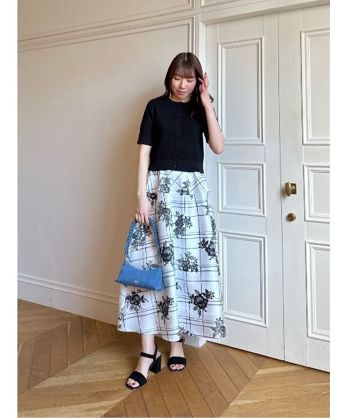 LOULOU WILLOUGHBY(ルルウィルビー)の「【LOULOU WILLOUGHBY】SILK COフラワーチェックスカート(スカート・レディース・ホワイト系その他・2/1)」の13枚目の写真