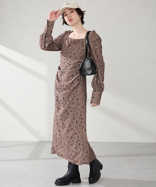 MISCH MASCH(ミッシュマッシュ)の「ダブルポケットボストンバッグ(ショルダーバッグ・レディース・ベージュ/ブラック・フリ-)」の6枚目の写真