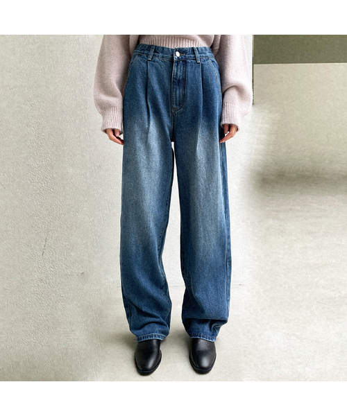 SLOWLOLLI（スローローリ）の「Relaxed fit pintuck denim_2 Colors（デニムパンツ・レディース・ダークブルー/ブラック・1(S)/2(M)/3(L)/4(XL)）」の2枚目の写真