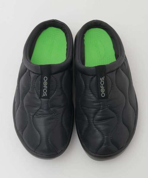 OOFOS(ウーフォス)の「《WEB限定》【OOFOS/ウーフォス】Women’s OOcOOzie Thermo Mule_Black/Black(サンダル・レディース・ブラック・23/24/25)」の2枚目の写真