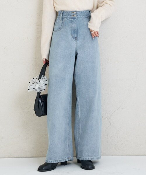 mystic（ミスティック）の「スタッズデニム（デニムパンツ・レディース・オフホワイト/ブルー系その他・0/1/2）」の2枚目の写真