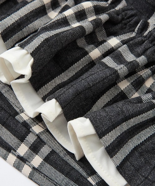 andwang(アンドワン)の「Charm Frill Culotte Mini Skirt(スカート・レディース・チェック/ベージュ/ブラック・MEDIUM/SMALL)」の4枚目の写真