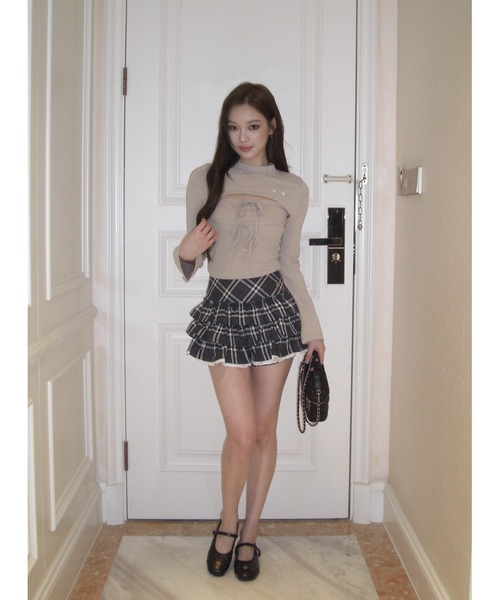 andwang(アンドワン)の「Charm Frill Culotte Mini Skirt(スカート・レディース・チェック/ベージュ/ブラック・MEDIUM/SMALL)」の12枚目の写真