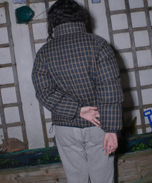 ERTR（イーアールティーアール）の「Reversible Check Padded Jacket Black（ダウンベスト）」