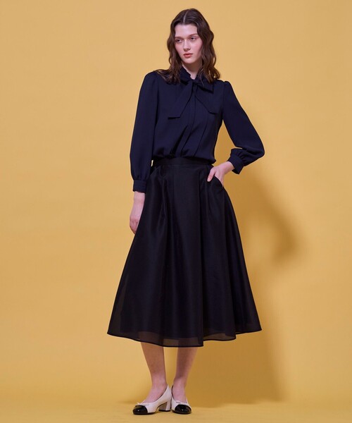 TOCCA(トッカ)の「PROMISE RIBBON ROSETTE ブラウス(シャツ/ブラウス・レディース・アイボリー系/ライトグリーン系/ネイビー系・0/4)」の19枚目の写真