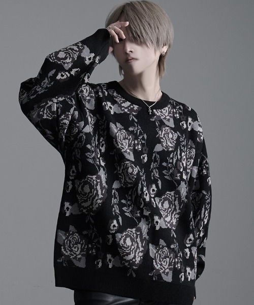 SILVER BULLET(シルバーバレット)の「『CavariA/キャバリア』12Gラメ使い総柄ジャガードルーズクルー(Tシャツ/カットソー・メンズ・ブラック/ホワイト・L/M)」の2枚目の写真