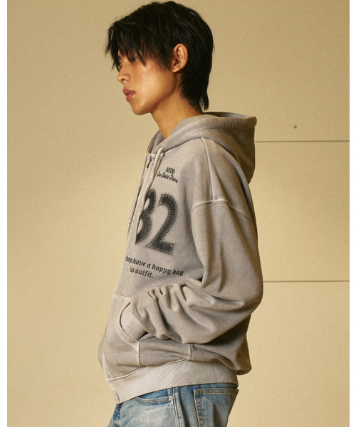 AMOU(アモウ)の「1982 Vintage Uniform hoodie zip up gray(パーカー・レディース・その他・FREE)」の15枚目の写真