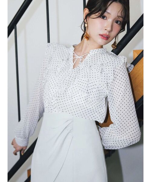 MERCURYDUO（マーキュリーデュオ）の「シフォンロングスリーブラッフルブラウス（シャツ/ブラウス・レディース・オフホワイト/ライトブルー/ベビーピンク/その他1・FREE）」の4枚目の写真