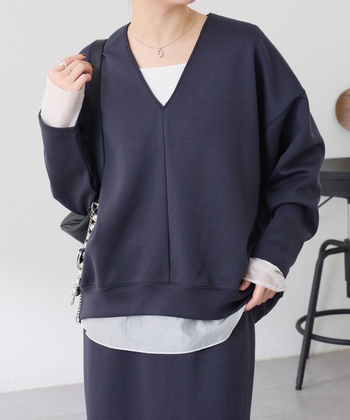 COLLAGE GALLARDAGALANTE(コラージュガリャルダガランテ)の「ポンチVカットプルオーバー/セットアップ可/WEB限定(Tシャツ/カットソー・レディース・ホワイト/チャコールグレー/ブラック・FREE)」の1枚目の写真