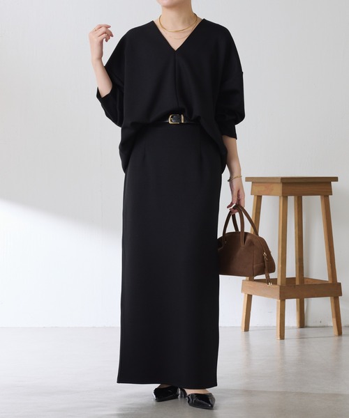 COLLAGE GALLARDAGALANTE(コラージュガリャルダガランテ)の「ポンチVカットプルオーバー/セットアップ可/WEB限定(Tシャツ/カットソー・レディース・ホワイト/チャコールグレー/ブラック・FREE)」の10枚目の写真