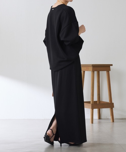 COLLAGE GALLARDAGALANTE(コラージュガリャルダガランテ)の「ポンチVカットプルオーバー/セットアップ可/WEB限定(Tシャツ/カットソー・レディース・ホワイト/チャコールグレー/ブラック・FREE)」の12枚目の写真