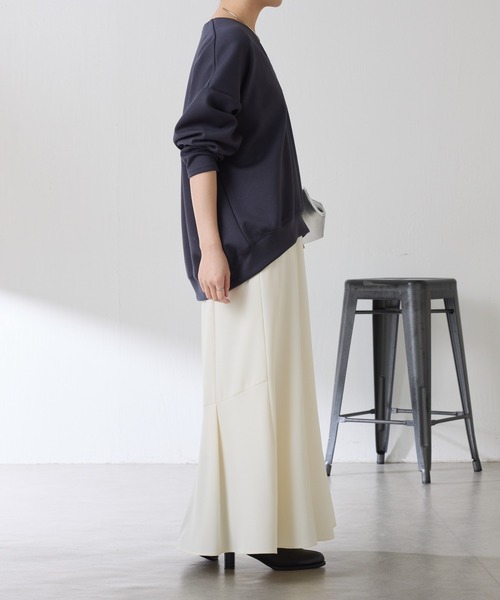 COLLAGE GALLARDAGALANTE(コラージュガリャルダガランテ)の「ポンチVカットプルオーバー/セットアップ可/WEB限定(Tシャツ/カットソー・レディース・ホワイト/チャコールグレー/ブラック・FREE)」の7枚目の写真