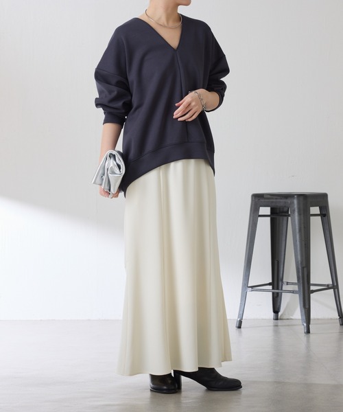 COLLAGE GALLARDAGALANTE(コラージュガリャルダガランテ)の「ポンチVカットプルオーバー/セットアップ可/WEB限定(Tシャツ/カットソー・レディース・ホワイト/チャコールグレー/ブラック・FREE)」の8枚目の写真