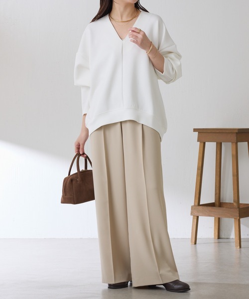 COLLAGE GALLARDAGALANTE(コラージュガリャルダガランテ)の「ポンチVカットプルオーバー/セットアップ可/WEB限定(Tシャツ/カットソー・レディース・ホワイト/チャコールグレー/ブラック・FREE)」の22枚目の写真