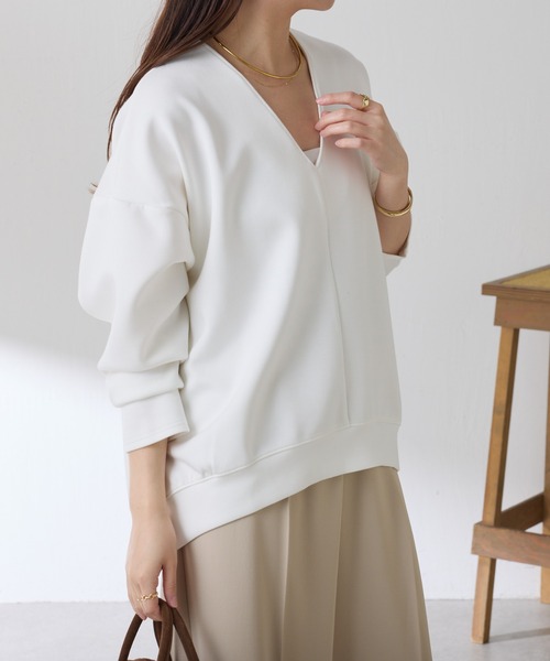 COLLAGE GALLARDAGALANTE(コラージュガリャルダガランテ)の「ポンチVカットプルオーバー/セットアップ可/WEB限定(Tシャツ/カットソー・レディース・ホワイト/チャコールグレー/ブラック・FREE)」の21枚目の写真