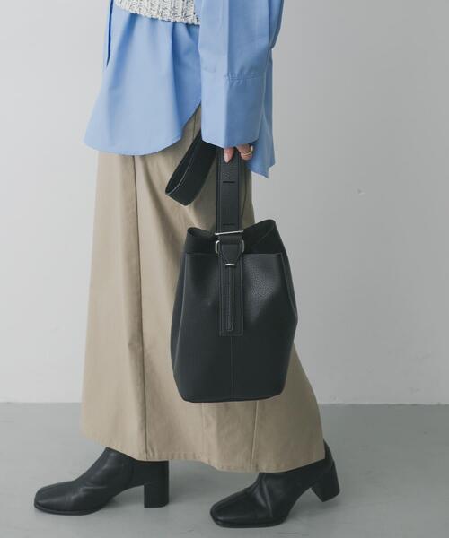 SENSE OF PLACE by URBAN RESEARCH（センスオブプレイスバイアーバンリサーチ）の「マルチショルダースクエアバッグ /肩掛け/斜め掛け/オールシーズン/ベーシック（ショルダーバッグ・レディース・ブラック/ライトベージュ/ブルー・ONE）」の4枚目の写真