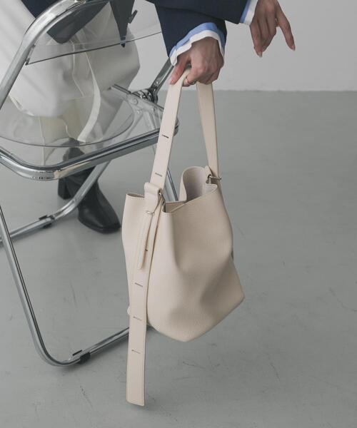 SENSE OF PLACE by URBAN RESEARCH（センスオブプレイスバイアーバンリサーチ）の「マルチショルダースクエアバッグ /肩掛け/斜め掛け/オールシーズン/ベーシック（ショルダーバッグ・レディース・ブラック/ライトベージュ/ブルー・ONE）」の14枚目の写真