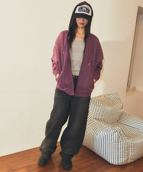 MAHAGRID(マハグリッド)の「mahagrid 『mahagrid/マハグリッド』 Pigment Stripe Mix Zip-Up Hoodie/ピグメントストライプミックスジップアップパーカー(パーカー・レディース・チャコールグレー/パープル・FREE)」の13枚目の写真