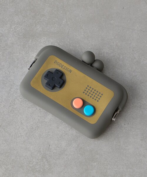 BIRTHDAY BAR（バースデイバー）の「DO-MO CONTROLLER　コントローラー型のポーチ（ポーチ・レディース・ブラック/グレー・0）」の12枚目の写真