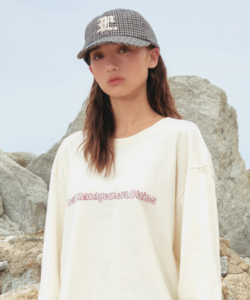 LMCの「GOTHIC WOOL 6PANEL CAP navy(キャップ・レディース・その他・ONE SIZE)」の3枚目の写真