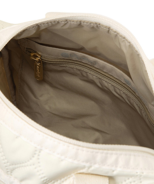 LeSportsac（レスポートサック）の「EVERYDAY SM SATCHEL エクリュハートデボス（ショルダーバッグ・レディース・ホワイト・FREE）」の9枚目の写真
