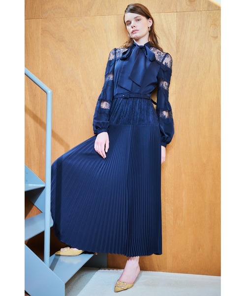Estella.K(エステラケー)の「Frances Lace Dress スカラップレースタイドレス(ワンピース・レディース・ネイビー/サックスブルー/オフホワイト・FREE)」の3枚目の写真