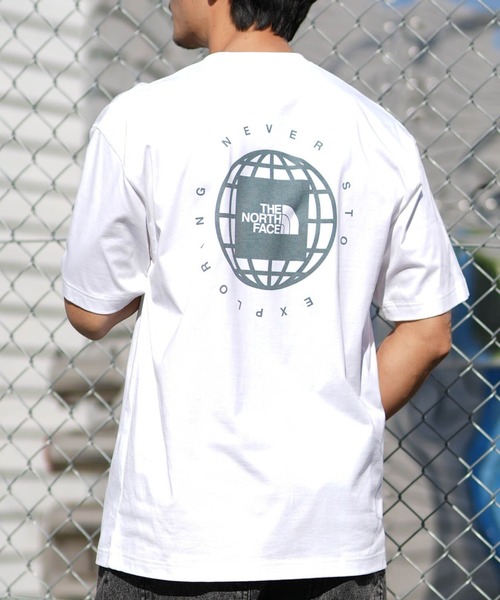 THE NORTH FACE(ザノースフェイス)の「THE NORTH FACE/ザ・ノース・フェイス 半袖 Tシャツ NT32633 ショートスリーブジオスクエアロゴティー(Tシャツ/カットソー・メンズ・スモークグレー/ブラック/ホワイト・M/S/XL/L/XXL)」の2枚目の写真