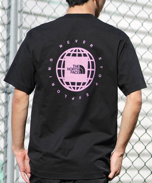THE NORTH FACE(ザノースフェイス)の「THE NORTH FACE/ザ・ノース・フェイス 半袖 Tシャツ NT32633 ショートスリーブジオスクエアロゴティー(Tシャツ/カットソー・メンズ・スモークグレー/ブラック/ホワイト・M/S/XL/L/XXL)」の1枚目の写真