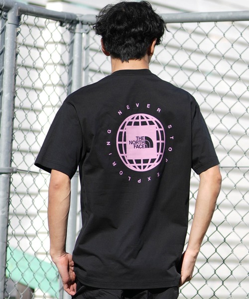 THE NORTH FACE(ザノースフェイス)の「THE NORTH FACE/ザ・ノース・フェイス 半袖 Tシャツ NT32633 ショートスリーブジオスクエアロゴティー(Tシャツ/カットソー・メンズ・スモークグレー/ブラック/ホワイト・M/S/XL/L/XXL)」の20枚目の写真