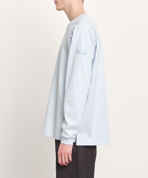 TATRAS(タトラス)の「TATRAS(タトラス) OSMO オスモ(Tシャツ/カットソー・メンズ・サックスブルー/ブラック/チャコールグレー/イエロー/ネイビー/ホワイト・2/1/5/4/3)」の7枚目の写真
