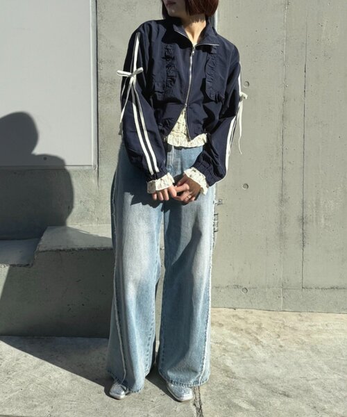 w closet(ダブルクローゼット)の「フリルナイロンブルゾン(ブルゾン・レディース・ピンク/ネイビー/アイボリー・SMALL/MEDIUM)」の19枚目の写真