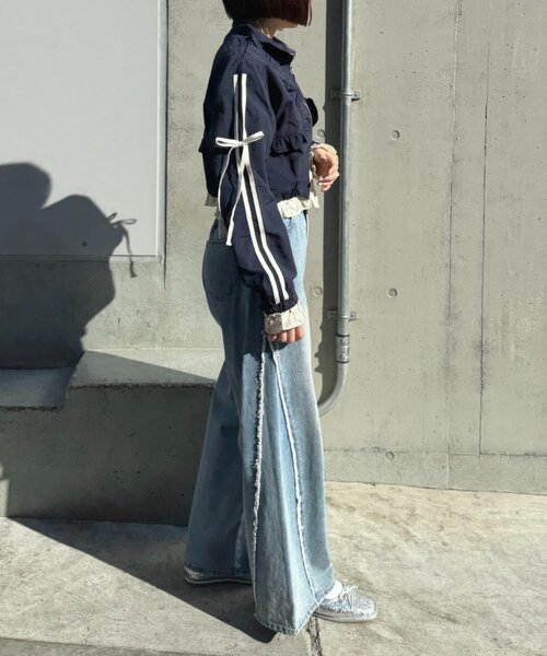 w closet(ダブルクローゼット)の「フリルナイロンブルゾン(ブルゾン・レディース・ピンク/ネイビー/アイボリー・SMALL/MEDIUM)」の18枚目の写真