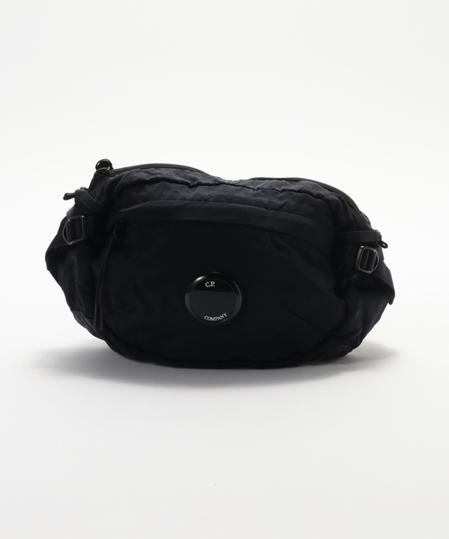 C.P. COMPANY（シーピーカンパニー）の「C.P.Company / シーピーカンパニー NYLON B WAISTBAG（ボディバッグ/ウエストポーチ・メンズ・ブラック/カーキ/ネイビー・FREE）」の11枚目の写真