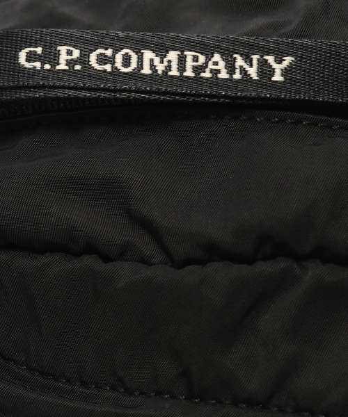 C.P. COMPANY（シーピーカンパニー）の「C.P.Company / シーピーカンパニー NYLON B WAISTBAG（ボディバッグ/ウエストポーチ・メンズ・ブラック/カーキ/ネイビー・FREE）」の6枚目の写真