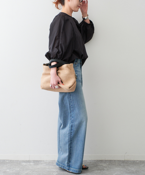 Spick & Span（スピックアンドスパン）の「《WEB限定カラーあり / 追加》VIOLAd’ORO / ヴィオラドーロ SANDRO（トートバッグ・レディース・ベージュ系その他/ブラウン/ベージュ・FREE）」の9枚目の写真