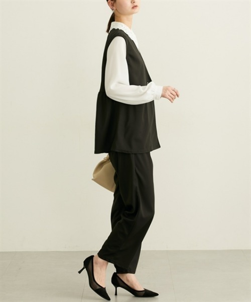 nissen（ニッセン）の「２点セット（ペプラムジレ＋テーパードパンツ）（カバーオール・レディース・モカ/ブラック・M/L）」の10枚目の写真