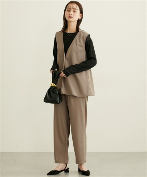 nissen（ニッセン）の「２点セット（ペプラムジレ＋テーパードパンツ）（カバーオール・レディース・モカ/ブラック・M/L）」の14枚目の写真