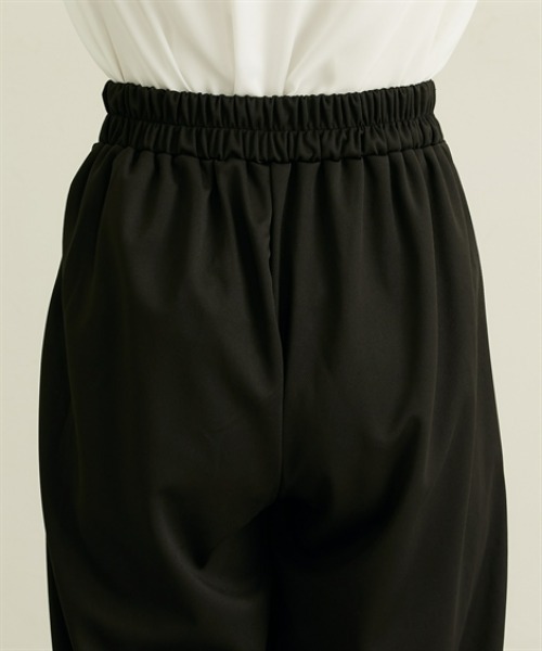 nissen（ニッセン）の「２点セット（ペプラムジレ＋テーパードパンツ）（カバーオール・レディース・モカ/ブラック・M/L）」の21枚目の写真