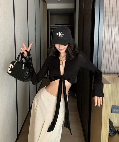 ADDITION STORE(アディションストア)の「フロント リボン ロングスリーブ クロップド ブラウス / asrin(シャツ/ブラウス・レディース・ブラック/ホワイト・FREE)」の16枚目の写真