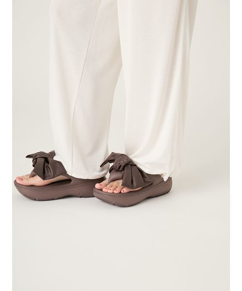 TAW&TOE(トーアンドトー)の「【FRAY I.D|TAW&TOE】Zerovity(TM) Plumpy(サンダル・レディース・シルバー/ブラック/ブラウン/マルチ・25/24/23/22)」の22枚目の写真