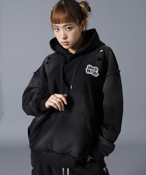 over print(オーバープリント)の「overprint/オーバープリント/PATCH Hoodie(パーカー・レディース・ブラック/ピンク・M/L/S)」の1枚目の写真