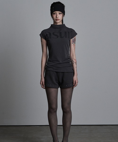 as you are(アズユーアー)の「◇ASYOUARE◇サイド スナップ ハーフ ネック Tシャツ SIDE SNAP HALF NECK T-SHIRT(Tシャツ/カットソー・レディース・ブラック/グレー/チャコール・FREE)」の18枚目の写真
