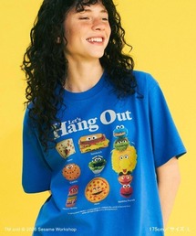 SESAME STREET（セサミストリート）の「【UNISEX】プリントTシャツ（PICNIC）（Tシャツ/カットソー）」